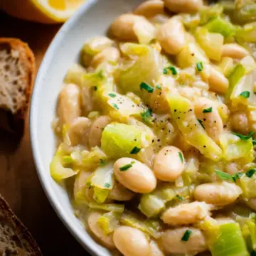 Creamy Butter Beans with Leeks & Lemon