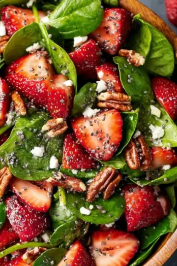 Spinach Strawberry Salad with Balsamic Poppy Seed Dressing