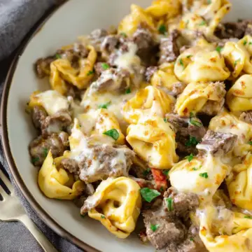 Cheesesteak Tortellini Skillet – A Comfort Food Twist on a Classic