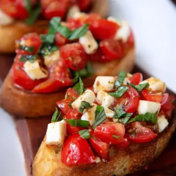 Perfect Bruschetta with Mozzarella