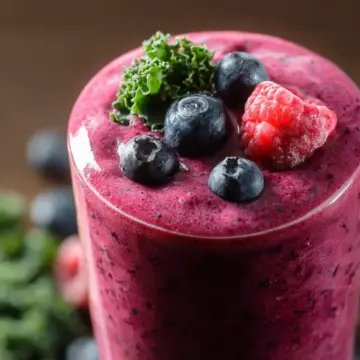 Berry Banana Smoothie with Kale
