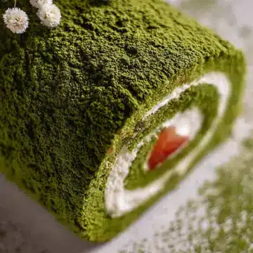 Matcha Swiss Roll Cake