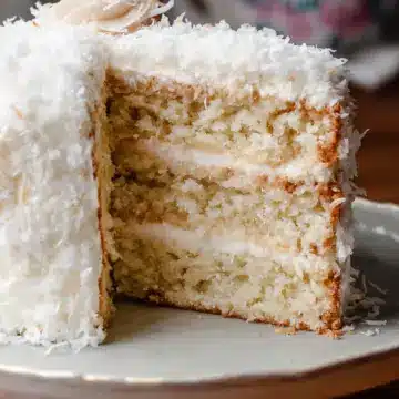 Fluffy & Moist Coconut Cake